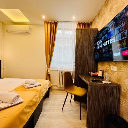 Side One Design Hotel Garni Βελιγράδι Εξωτερικό φωτογραφία