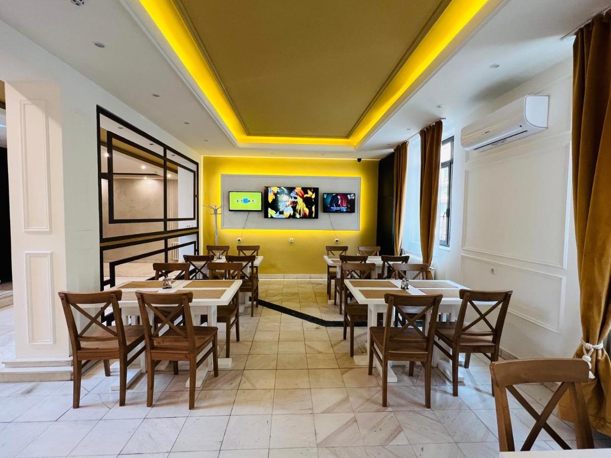 Side One Design Hotel Garni Βελιγράδι Εξωτερικό φωτογραφία