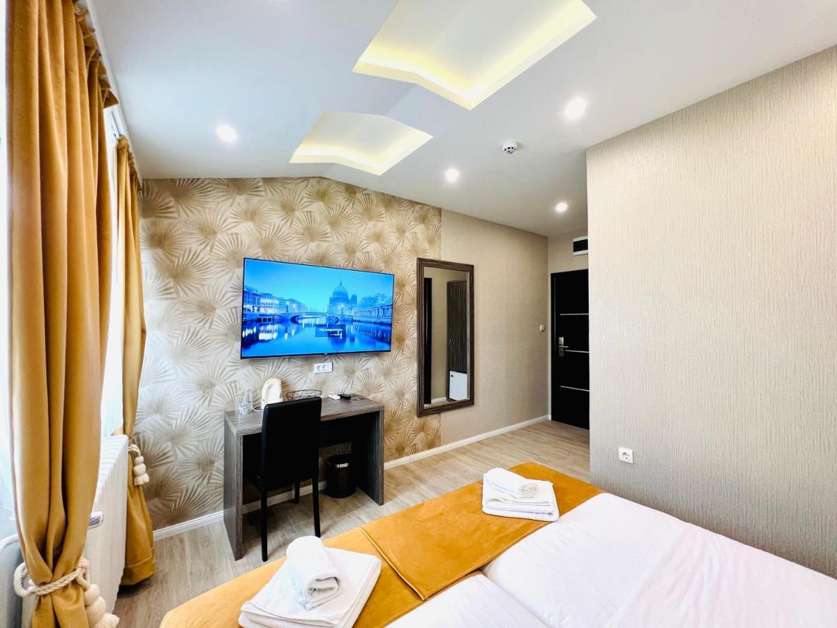 Side One Design Hotel Garni Βελιγράδι Εξωτερικό φωτογραφία