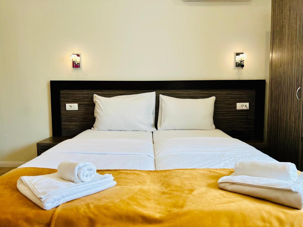 Side One Design Hotel Garni Βελιγράδι Εξωτερικό φωτογραφία