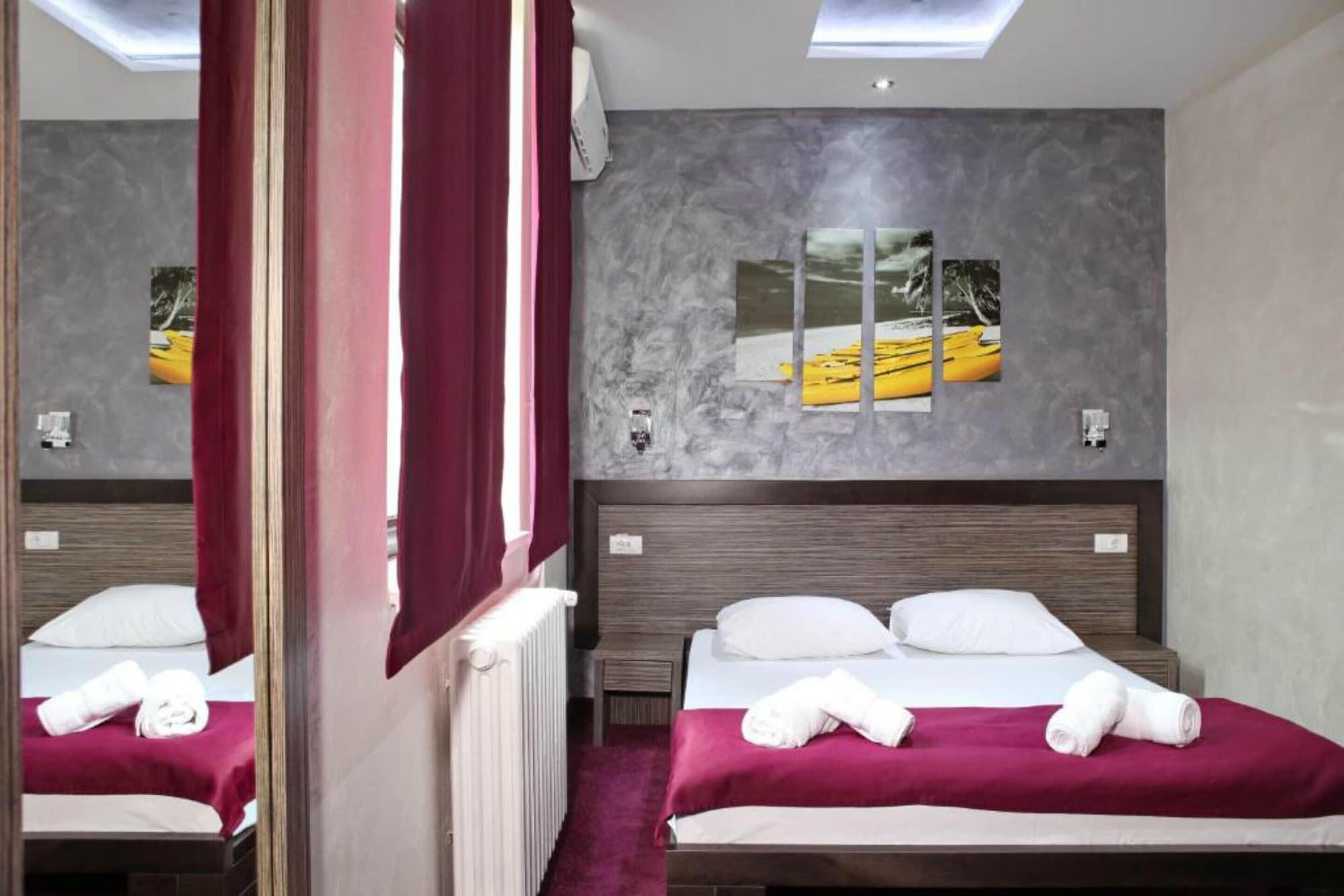 Side One Design Hotel Garni Βελιγράδι Εξωτερικό φωτογραφία